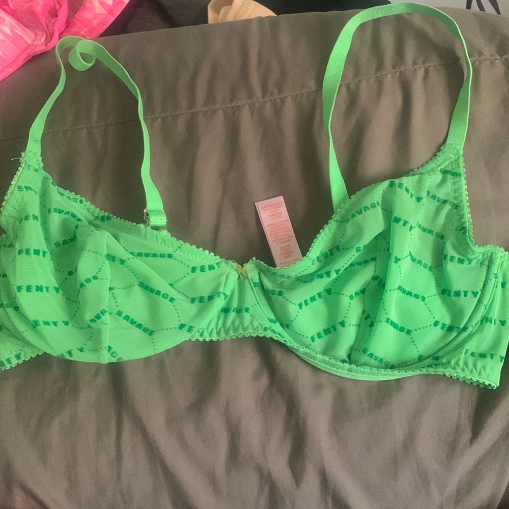 SAVAGEXFENTY bra